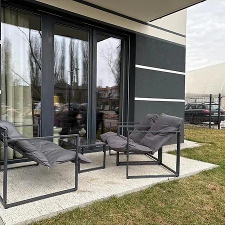 Mirror Garden - Private Garden, 15 Min To Old Town & *