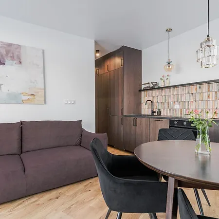 Mirror Garden - Private Garden, 15 Min To Old Town & * Gdańsk